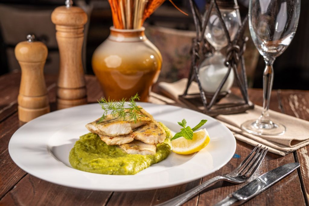 Modrá Hviezda - Restaurant in Bratislava - Grilled zander (local fish) served with pea-mint puree